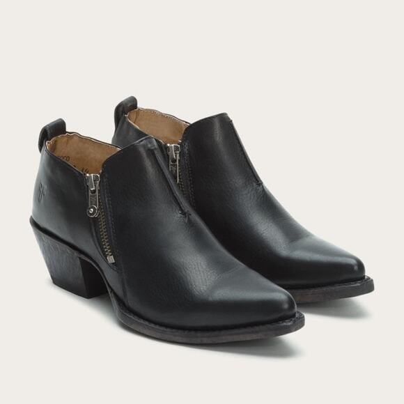 Frye | Womens Sacha Moto Shootie Short Ankle Booties Boot Black Leather Snip Toe - Picture 1 of 11